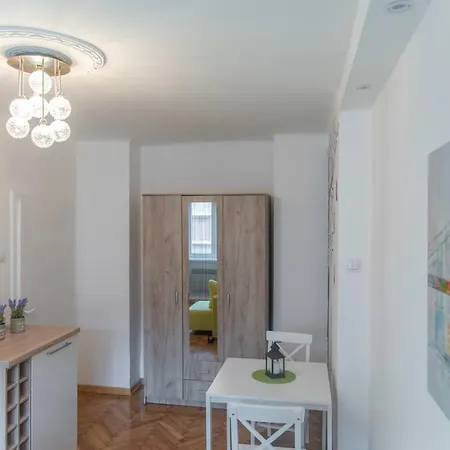 Sweet Apartment